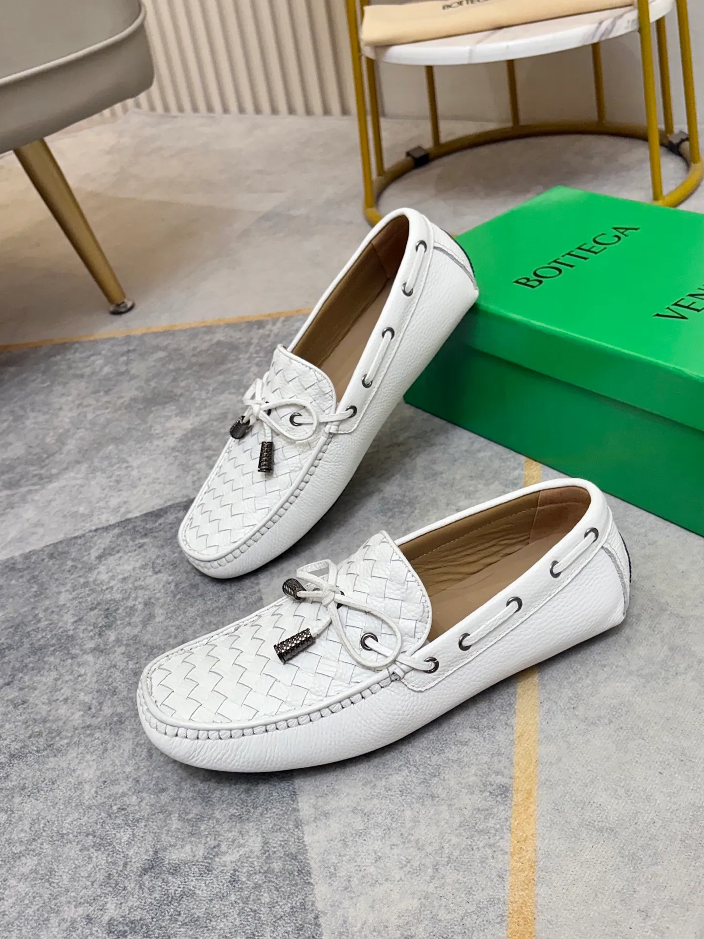 P420💰 (Niu Li + Niu Pad) [BV] The latest hot style‼ ️Casual men's shoes, uppers imported first-layer cowhide ➕Full imported cowhide lining✔️Exquisite workmanship, excellent foot feel, special rubber soles✔️, cool and fashionable, the latest fashion, fashionable outsole, hurry up.  Code number: 38-44 (can be customized to 37.45, non-refundable)